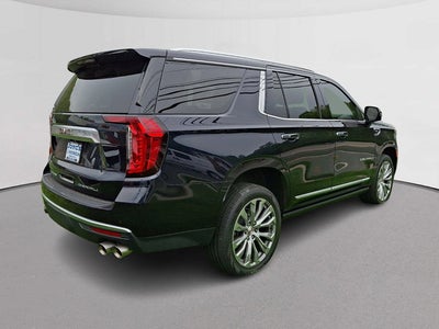 2022 GMC Yukon Base