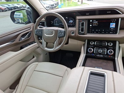 2022 GMC Yukon Base