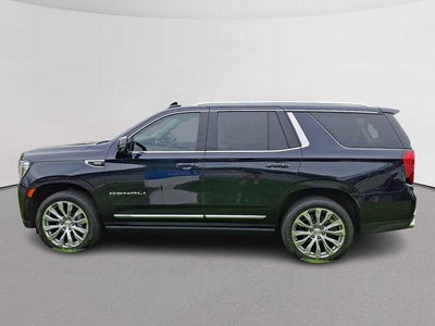 2022 GMC Yukon Base
