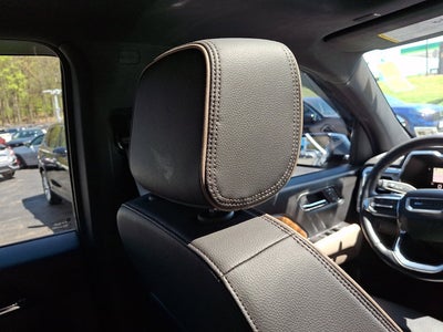 2023 GMC Canyon Base