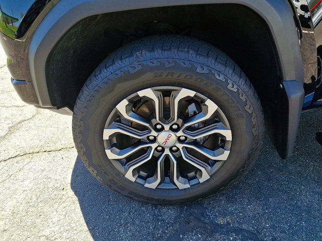 2023 GMC Canyon Base