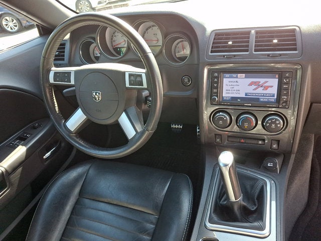 2009 Dodge Challenger Base