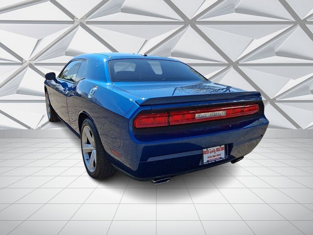 2009 Dodge Challenger Base