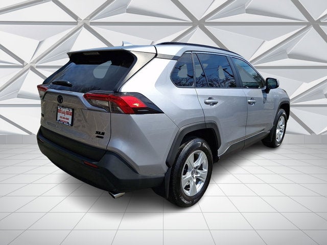 2020 Toyota RAV4 XLE