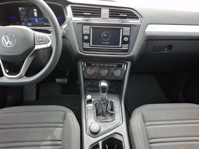 2022 Volkswagen Tiguan Base