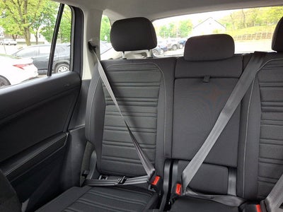2022 Volkswagen Tiguan Base