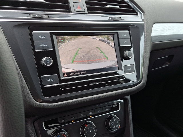 2022 Volkswagen Tiguan Base