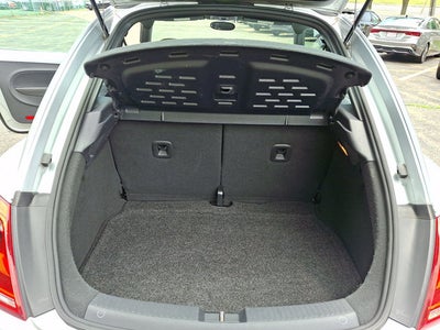 2014 Volkswagen Beetle 2.5L w/Sun