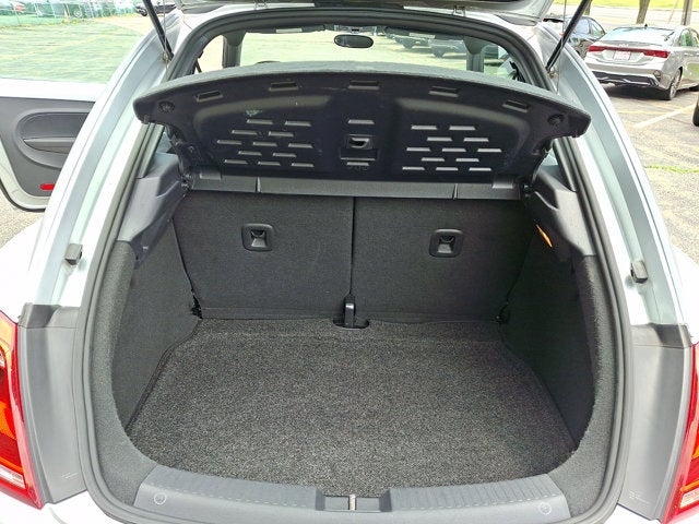 2014 Volkswagen Beetle 2.5L w/Sun
