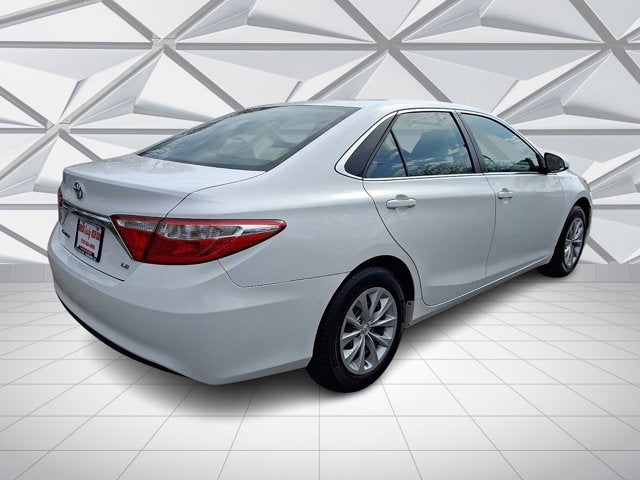 2015 Toyota Camry LE