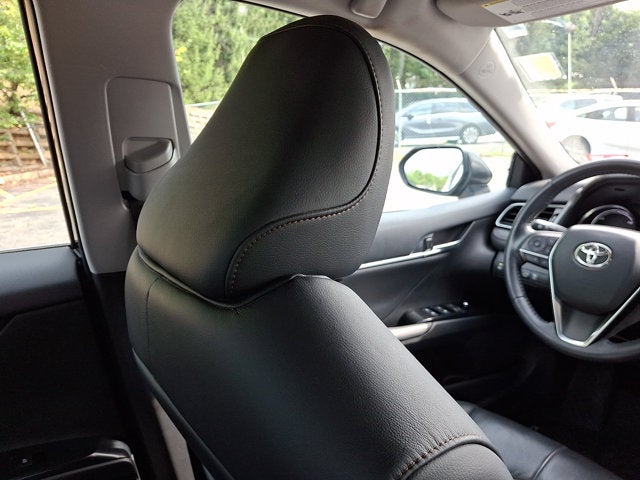 2020 Toyota Camry Hybrid XLE