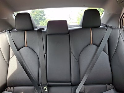 2020 Toyota Camry Hybrid XLE