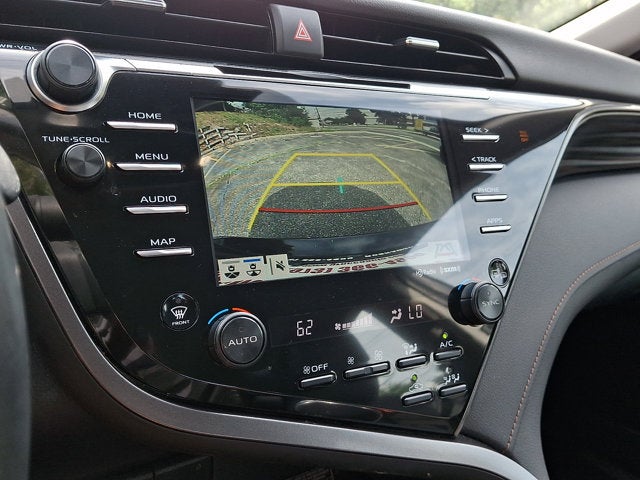 2020 Toyota Camry Hybrid XLE