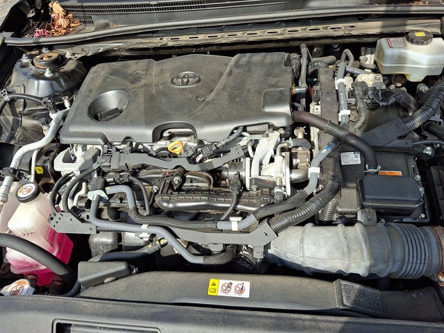 2020 Toyota Camry Hybrid XLE