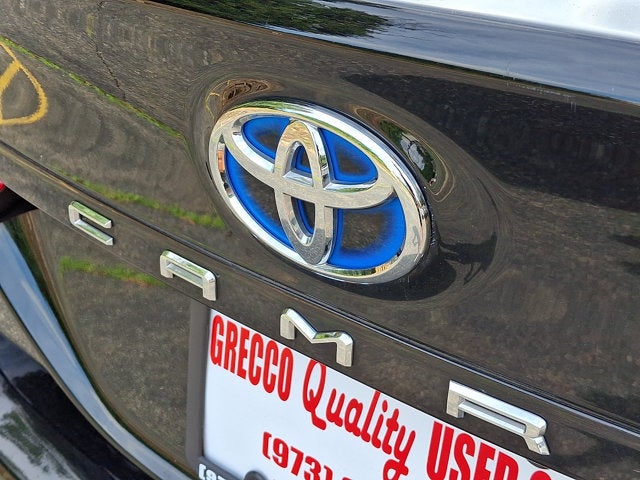 2020 Toyota Camry Hybrid XLE