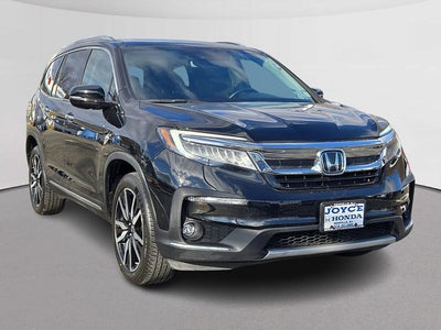 2022 Honda Pilot Touring 7-Passenger