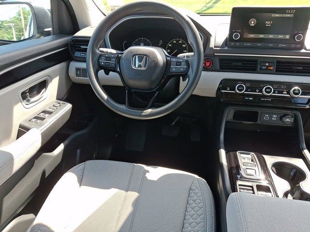 2023 Honda Pilot LX