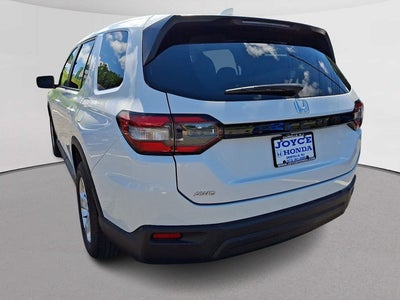 2023 Honda Pilot LX