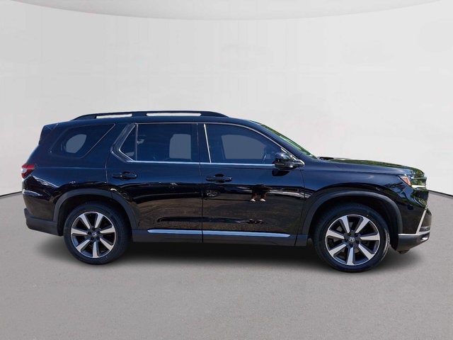 2025 Honda Pilot Touring - Photo 12
