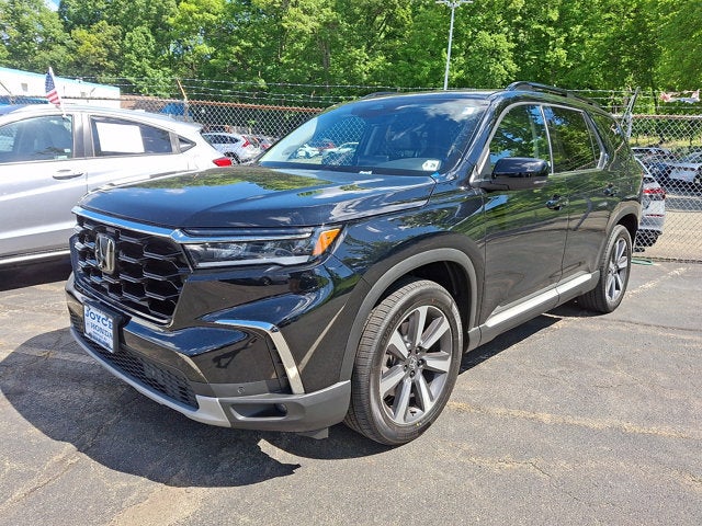 2023 Honda Pilot Touring