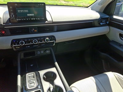 2023 Honda Pilot Elite