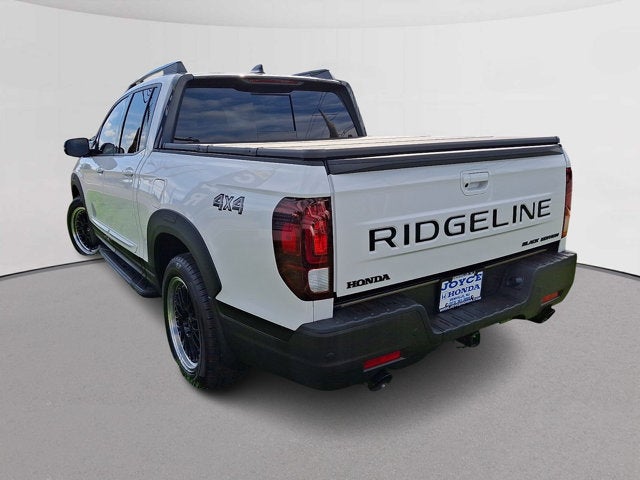 2026 Honda Ridgeline Black Edition Two-Tone
