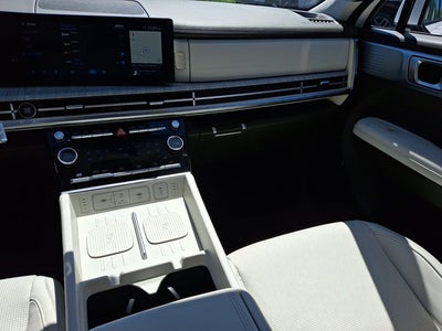 2025 Hyundai Santa Fe Hybrid Base