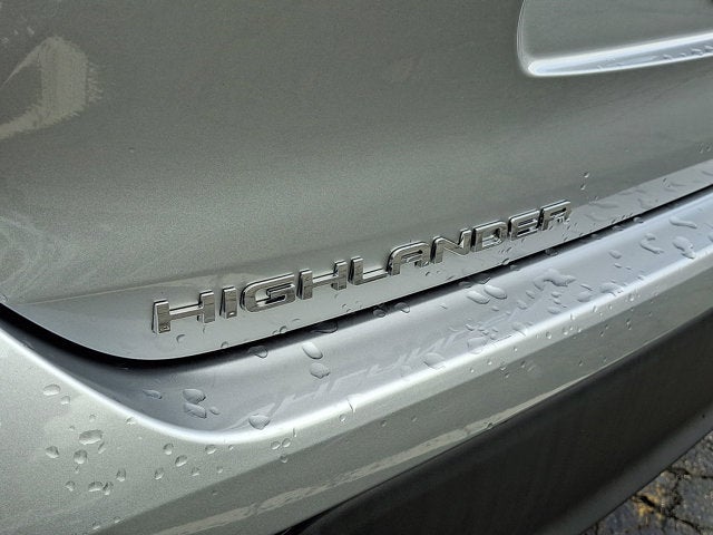 2023 Toyota Highlander Base