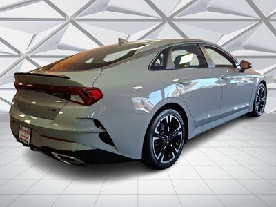 2022 Kia K5 GT-Line