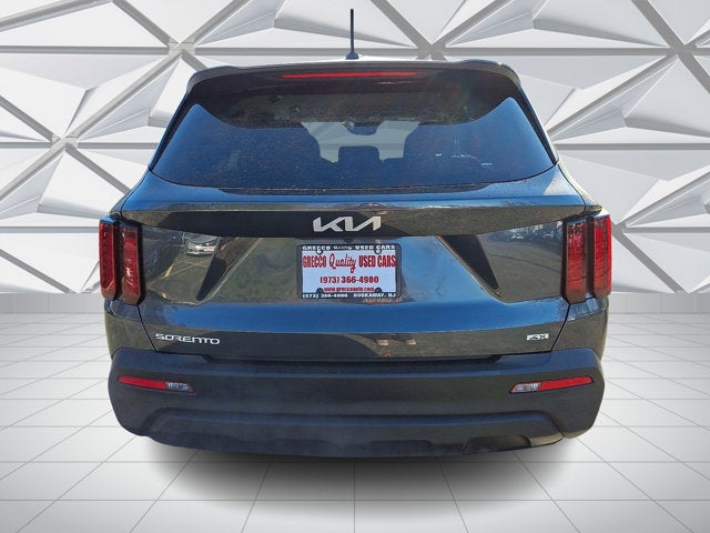 2023 Kia Sorento LX
