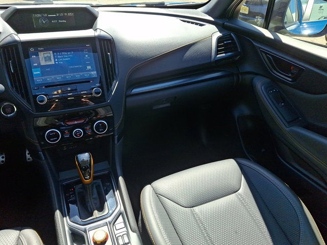 2023 Subaru Forester Base