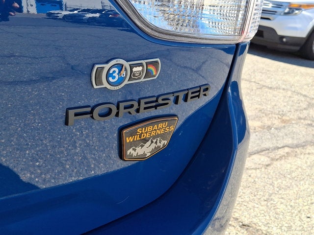 2023 Subaru Forester Base