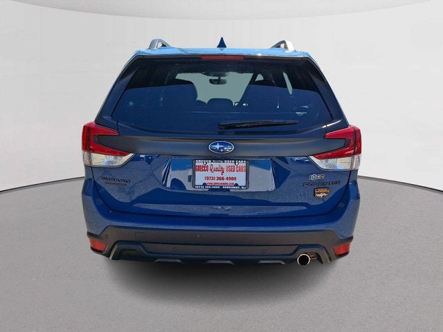2023 Subaru Forester Base