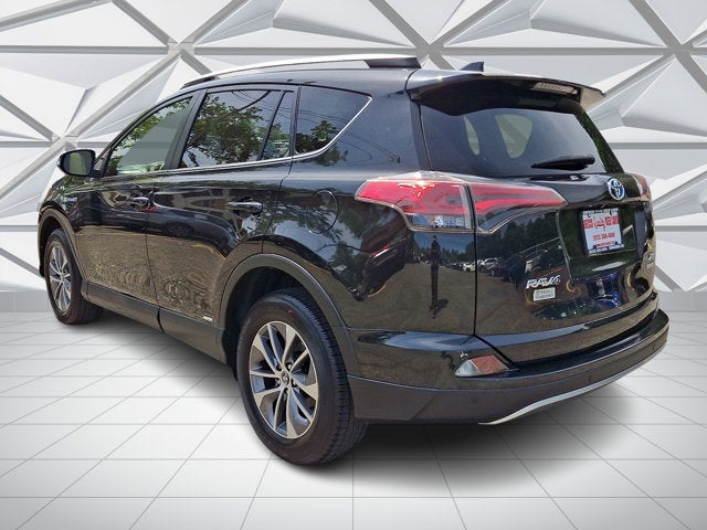 2018 Toyota RAV4 Hybrid XLE