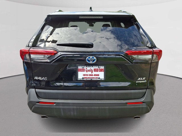 2021 Toyota RAV4 Hybrid XLE