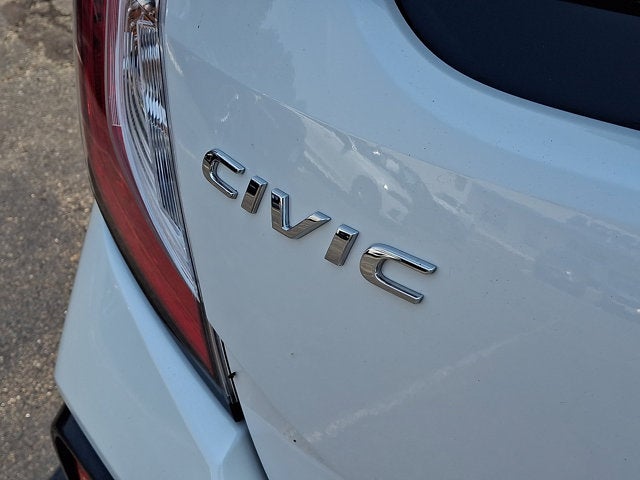 2021 Honda Civic Hatchback EX - Photo 31