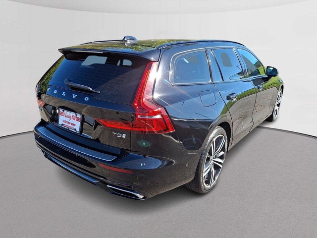 2020 Volvo V60 R-Design