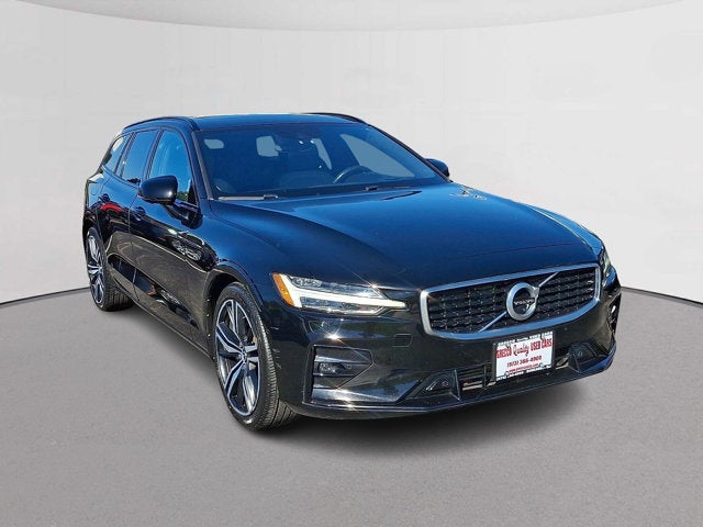 2020 Volvo V60 R-Design