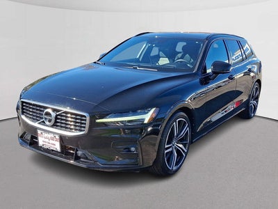 2020 Volvo V60 R-Design