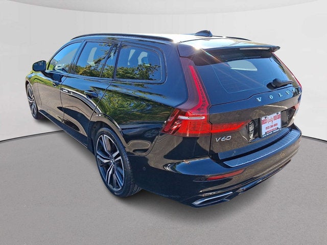 2020 Volvo V60 R-Design